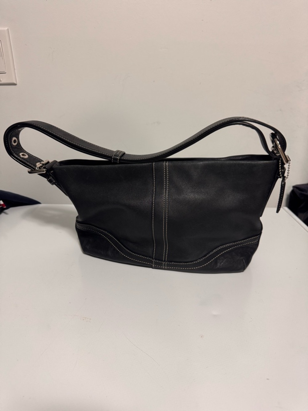 Coach Black Leather Hobo Shoulder Bag with Contrast Stitching